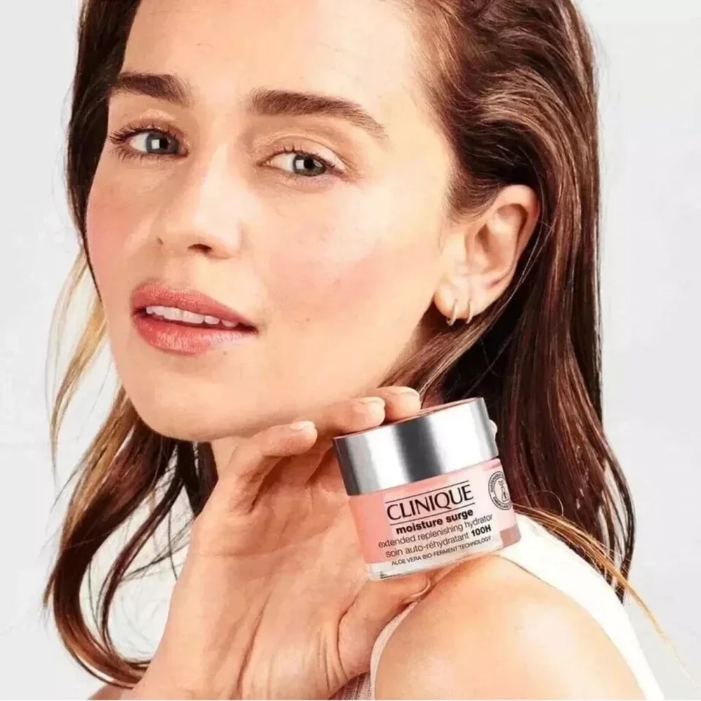 Clinique Moisture Surge 100h Auto Replenishing .Hydrator 125ml/ 4.2 Oz. - Picture 5 of 5